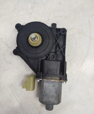 Chevrolet Cruze Rear door window regulator motor 3130034193