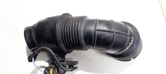 Opel Insignia A Air intake hose/pipe 55561787 329788454
