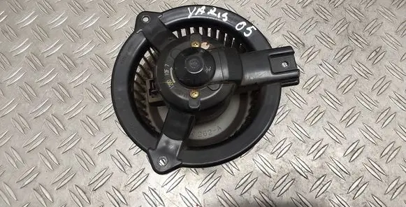 Toyota Yaris Heater fan/blower