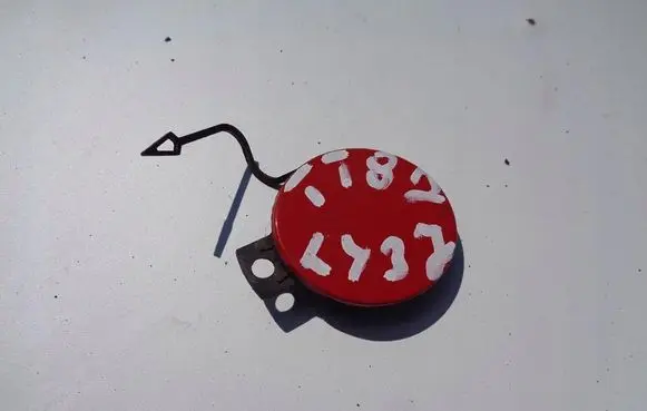 Front tow hook cap/cover