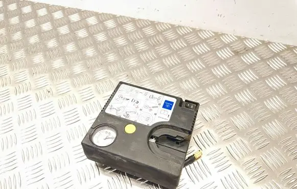Mercedes-Benz C W204 Tire air pump compressor A2465840138