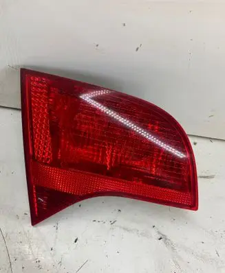 Audi A4 S4 B7 8E 8H Tailgate rear/tail lights 8E9945093 484501