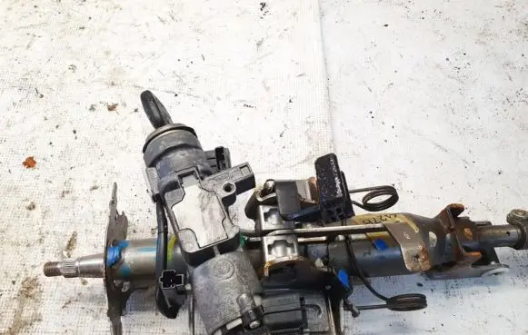 Toyota Avensis T250 Steering wheel axle fnr808