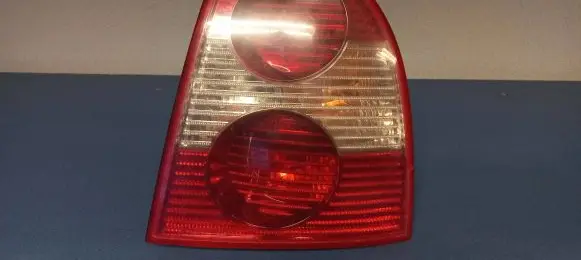 Volkswagen PASSAT B5.5 Rear/tail lights 284002