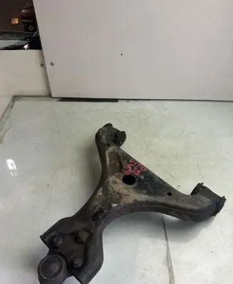 Mercedes-Benz Vito Viano W639 Front lower control arm/wishbone 643643