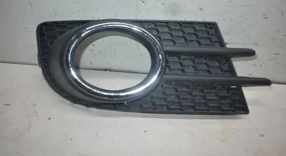 Volkswagen Tiguan Front fog light trim/grill 