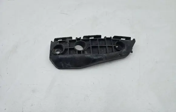 Toyota Auris 150 Front bumper mounting bracket 5253602030