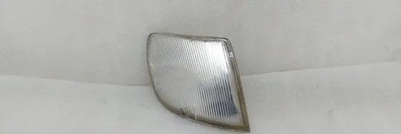 Volkswagen PASSAT B4 Front reflector 084411511RF