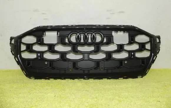 Audi Q8 Front bumper upper radiator grill 4M8853651BS 4M8853651CK 4M8853651BR