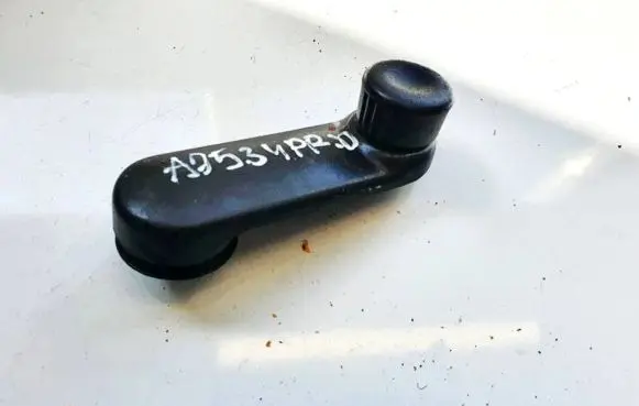 Iveco Daily 40.8 Front door window winding handle 7700811387