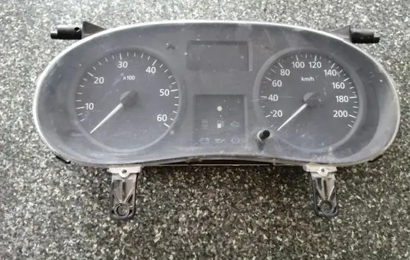 Renault Trafic II (X83) Speedometer (instrument cluster) 8200390132