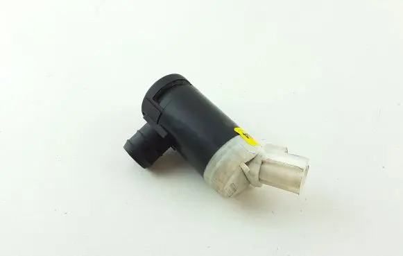 Ford Maverick Windscreen/windshield washer pump F7C617664AB KL4304