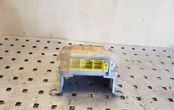 Toyota Yaris Airbag control unit/module 8917052040