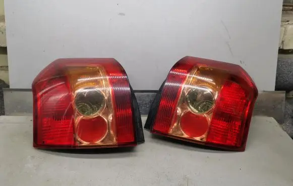 Toyota Corolla E120 E130 Rear/tail lights set 8155002300 8156002300