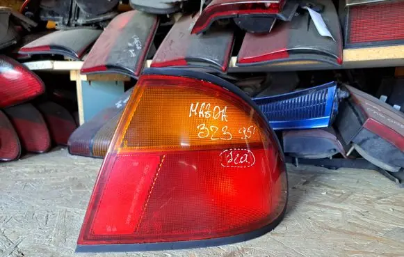 Mazda 323 Rear/tail lights 22061700