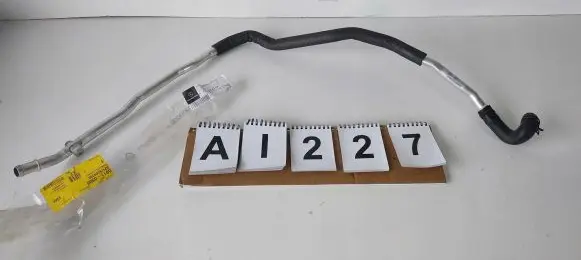 Mercedes-Benz E W212 Engine coolant pipe/hose A2128304396