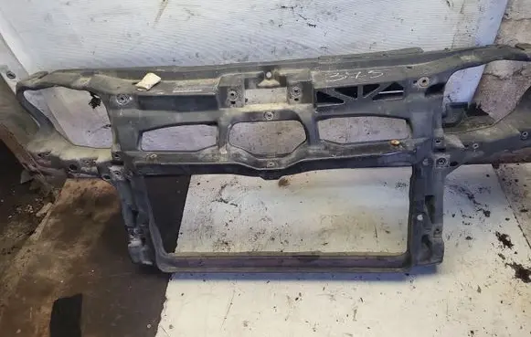Volkswagen Bora Radiator support slam panel 