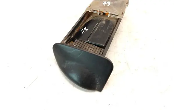 Ford Focus Car ashtray 2M5XA04810AAW