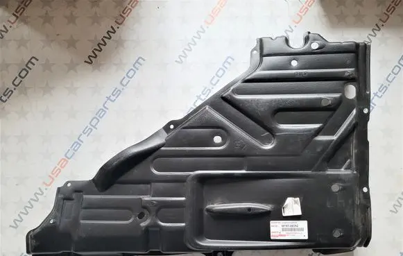 Toyota Highlander XU50 Center/middle under tray cover 581670E052