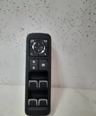 Lexus RX 450H Electric window control switch 589698