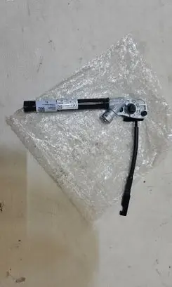 Tesla Model 3 Front seatbelt 1857605-C1-B