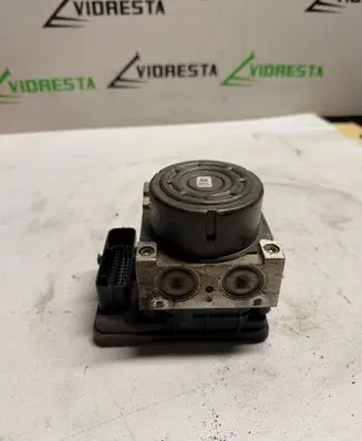Peugeot 208 ABS Pump 9804162080