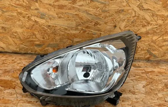 Mitsubishi Space Star Headlight/headlamp 8301C193