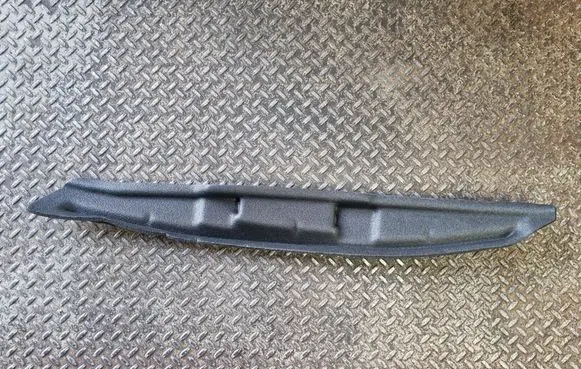 Ram 1500 Fender foam support/seal 68291631A