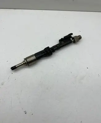 BMW 5 F10 F11 Fuel injector 101115166 0261500063 PA6635GF