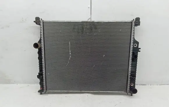 Mercedes-Benz GL X164 Coolant radiator A1645001004 A16450003