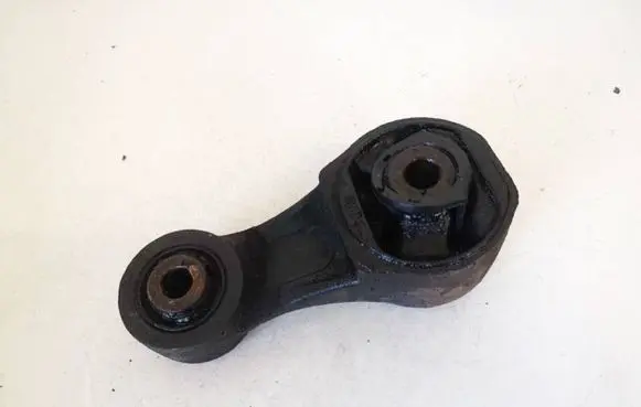 Honda Accord Engine mount bracket