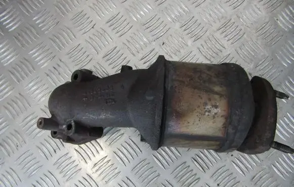 Opel Astra H Exhaust manifold 253438265 13106916