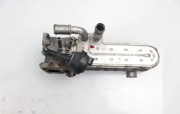 Volkswagen PASSAT B6 EGR valve cooler 03G131513J