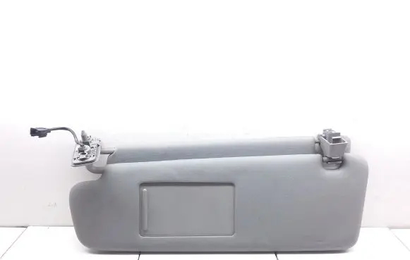Volkswagen Touareg I Sun visor 7L6857551