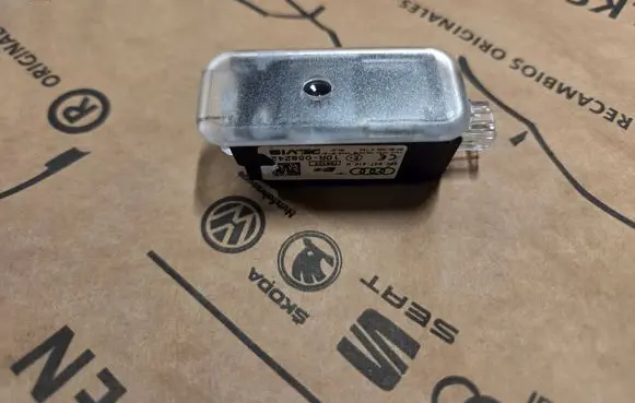 Audi RS7 C8 Front door interior light 4S0947410G