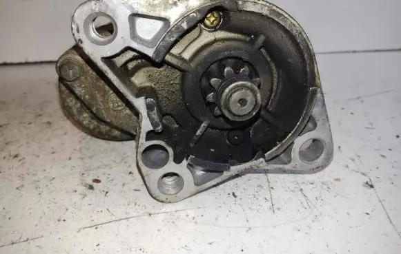 KIA Sportage Starter motor 031013050 R201-18-400