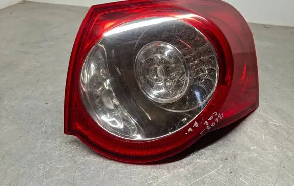 Volkswagen PASSAT B6 Rear/tail lights 3C9945096N