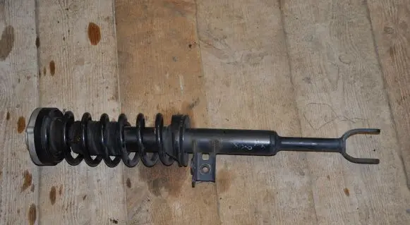 BMW 5 GT F07 Front shock absorber/damper 3131679544701 KLE1063