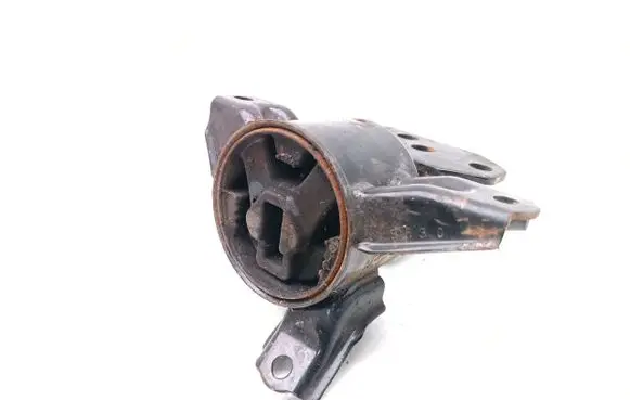 KIA Sportage Engine mount bracket