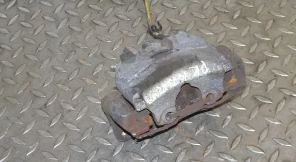 Jaguar XJ X350 Front brake caliper