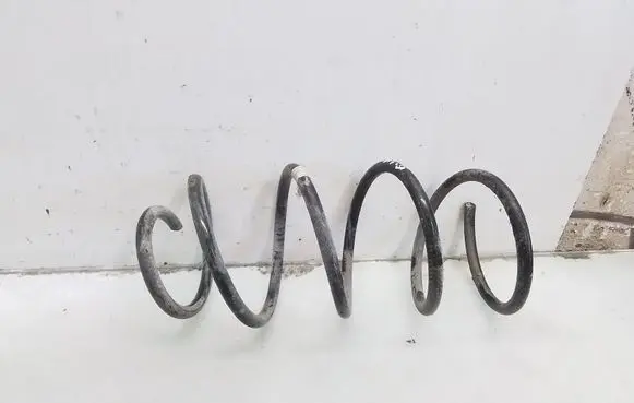 BMW 1 E81 E87 Front coil spring