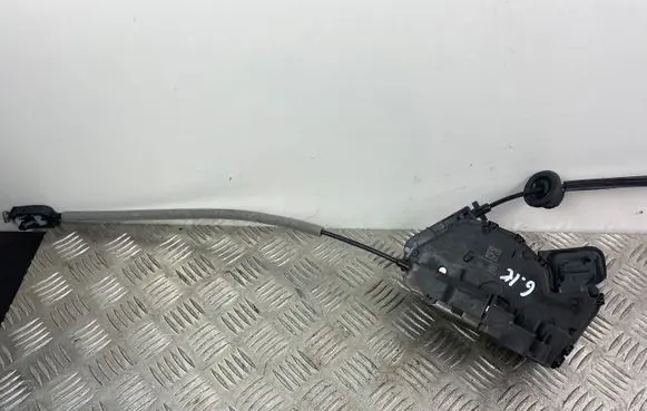 Seat Arona Rear door lock A5E5TA839015E