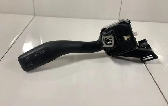 Audi A3 S3 8L Indicator stalk 8P0953513A