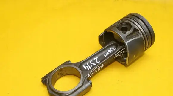Ford Mondeo MK IV Piston with connecting rod