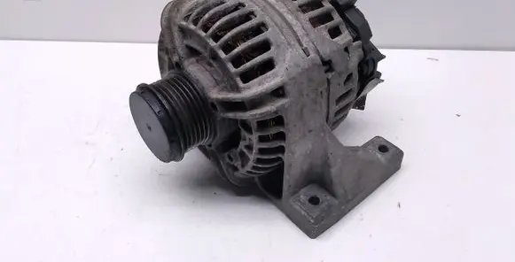 Volvo V70 Generator/alternator 0986042840 305344