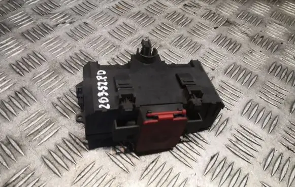 Mercedes-Benz C W203 Fuse box set 2035450803 A2035450803