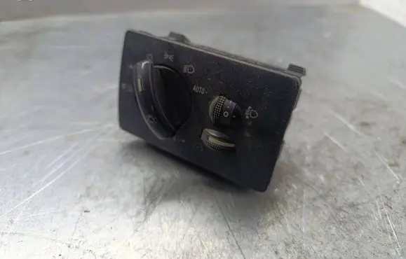 Ford C-MAX I Light switch 3m5t13a024cb