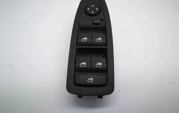 BMW 1 F20 F21 Electric window control switch 920811001