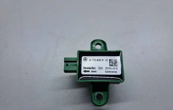 Mercedes-Benz C W204 Airbag deployment crash/impact sensor A1729056100 5WK44316