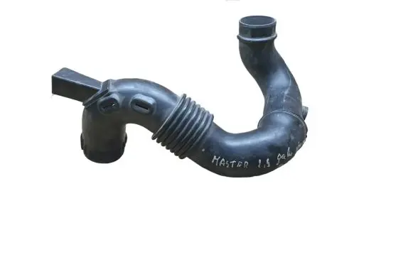 Renault Master III Air intake hose/pipe 165554107R